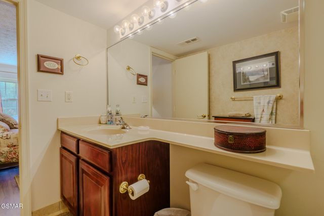 210 Roaring Fork, Gatlinburg, TN 37738