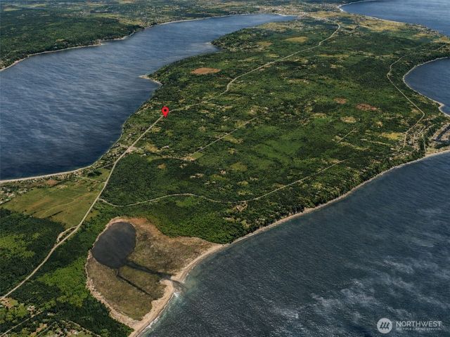 24503 State Route 525, Greenbank, WA 98253