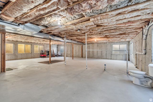 9316 S AVIGNON PL, West Jordan, UT 84088