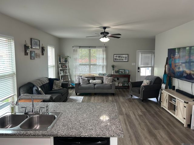 8643 Hackberry Ridge Ave, Zachary, LA 70791