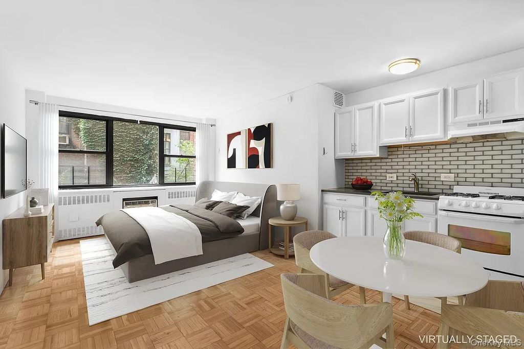 110 E 36th Street 1E, New York (manhattan), NY 10016 — exterior