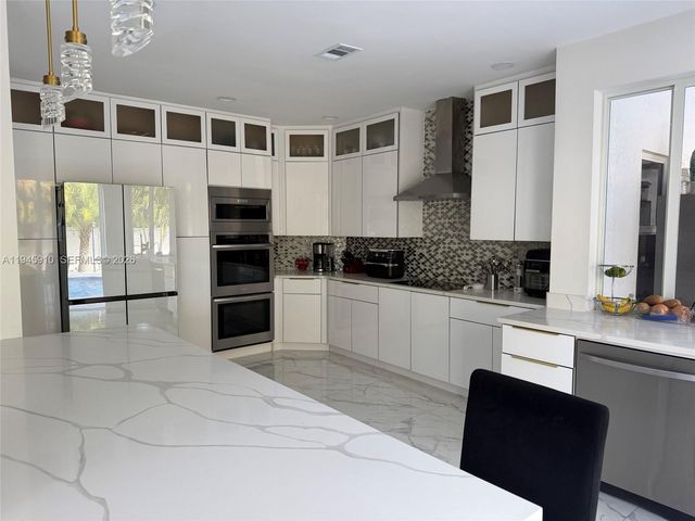 6118 Vista Linda Ln, Boca Raton, FL 33433