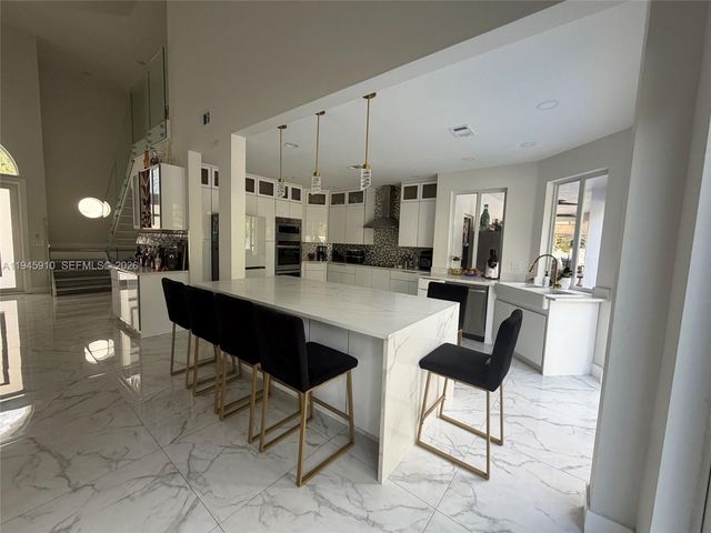 6118 Vista Linda Ln, Boca Raton, FL 33433