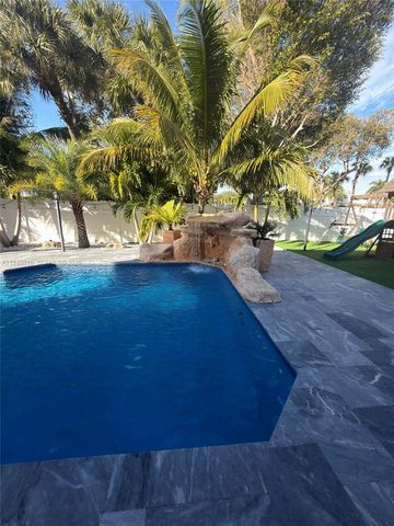 6118 Vista Linda Ln, Boca Raton, FL 33433