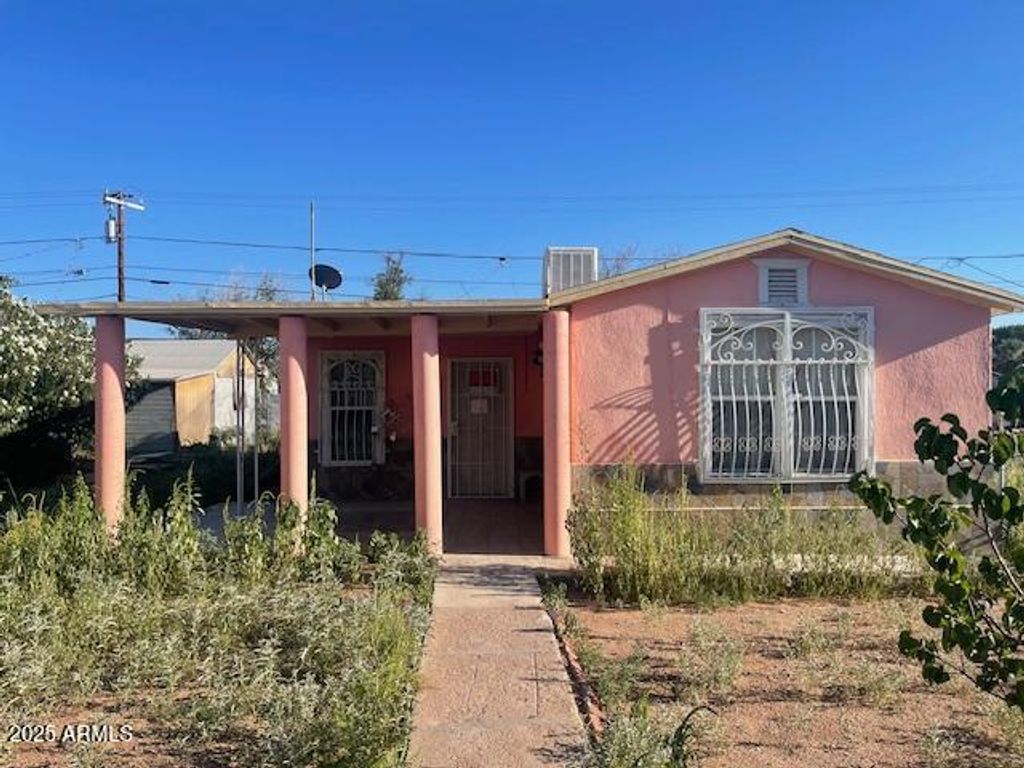 Image 1 of property listing at 1347 E 13TH Street, Douglas, AZ 85607