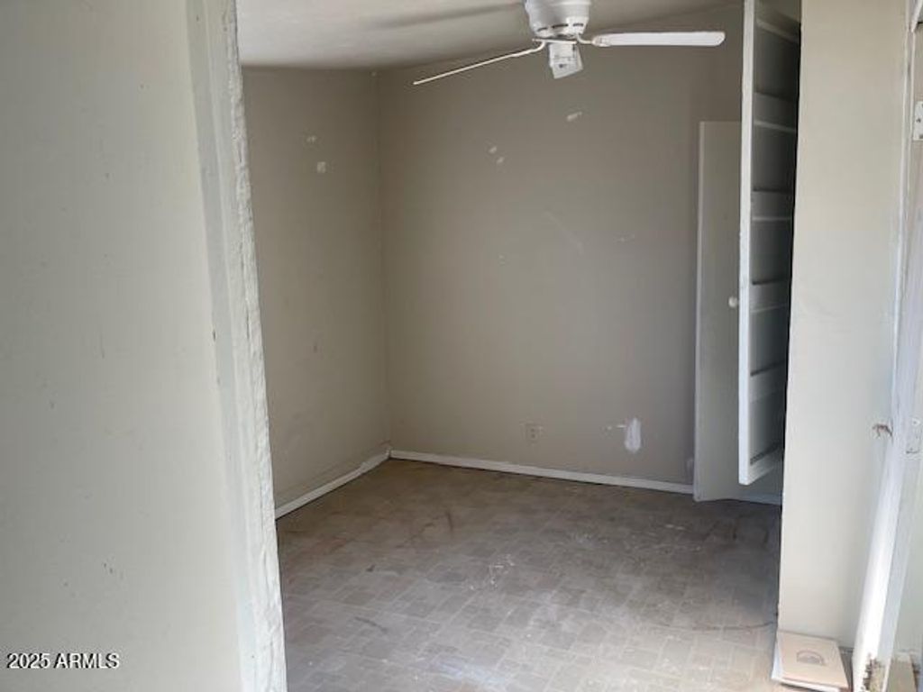 Image 7 of property listing at 1347 E 13TH Street, Douglas, AZ 85607