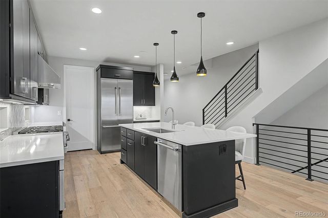 288 Monroe Street, Denver, CO 80206