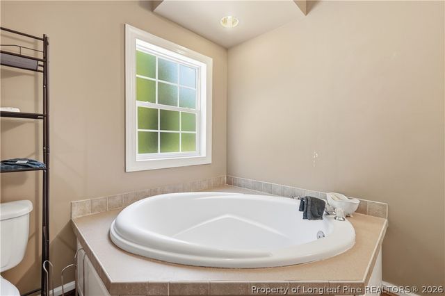 310 Maysville Ln, Tar Heel, NC 28392
