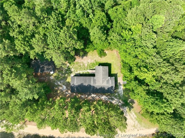 310 Maysville Ln, Tar Heel, NC 28392