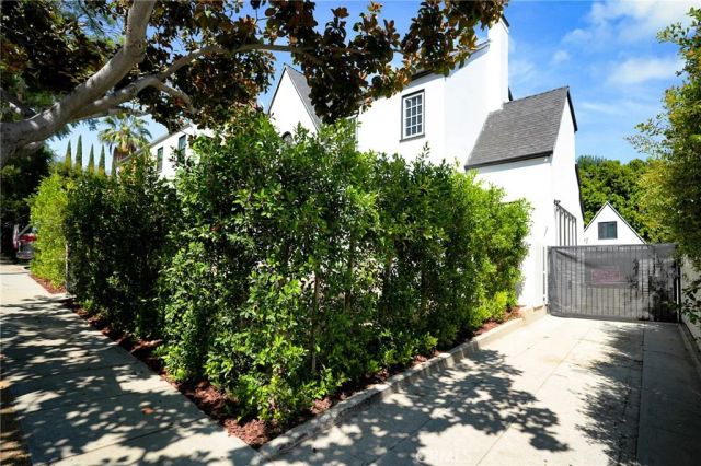 1012 Cory Avenue, West Hollywood, CA 90069