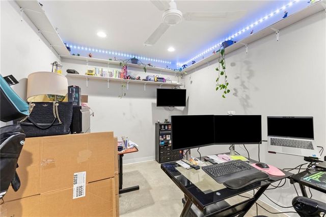 2906 N Twyman Road, Independence, MO 64058