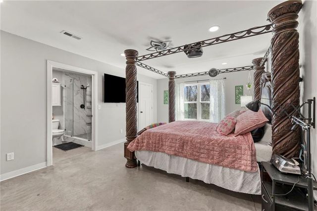 2906 N Twyman Road, Independence, MO 64058