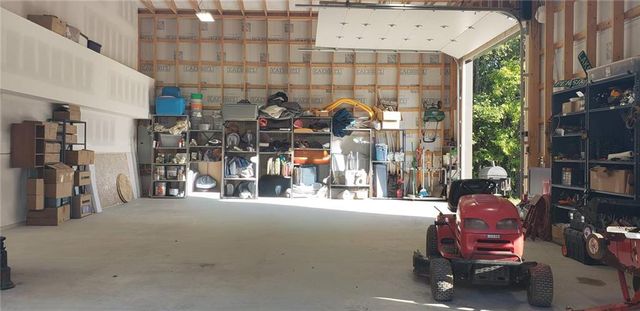 2906 N Twyman Road, Independence, MO 64058