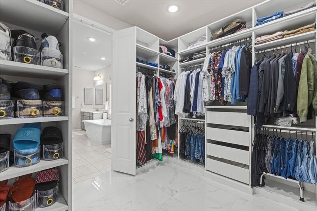 7110 Pondhawk Drive, Katy, TX 77493