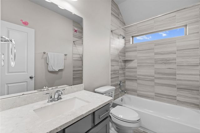 7110 Pondhawk Drive, Katy, TX 77493