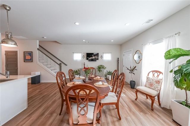 256 SIDNEY LANIER Avenue, Athens, GA 30607