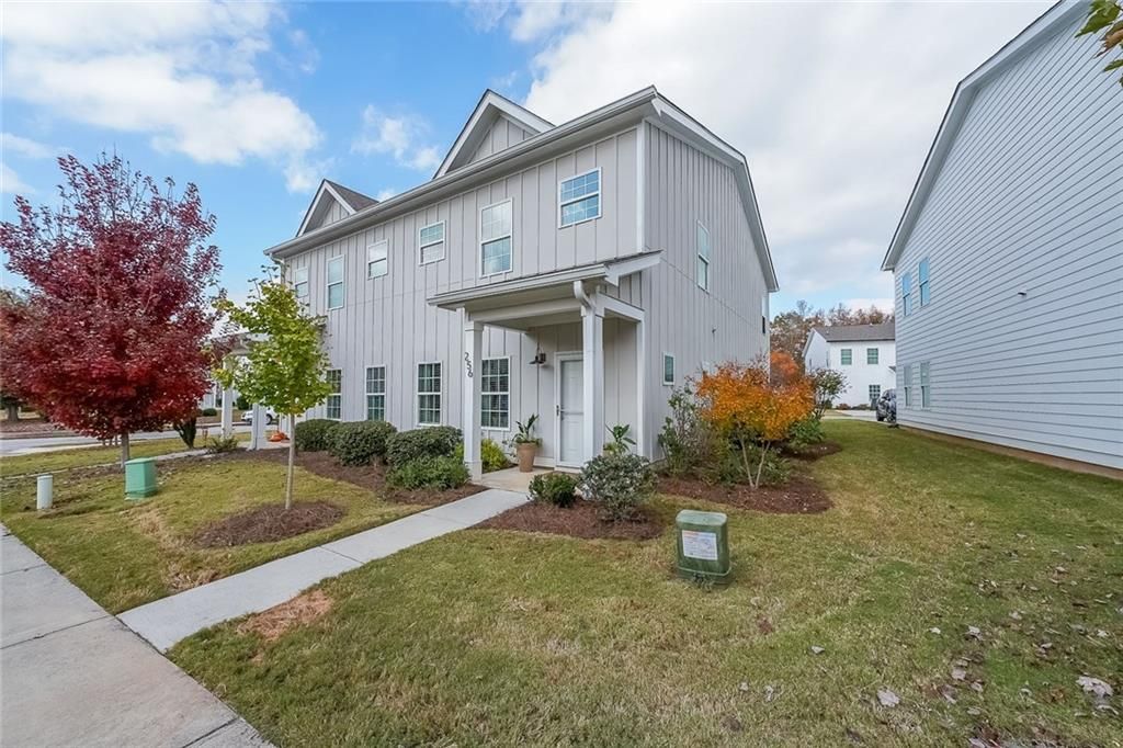 256 SIDNEY LANIER Avenue, Athens, GA 30607