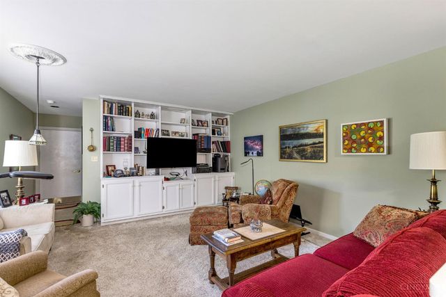 245 Miami Lakes Drive, Milford, OH 45150