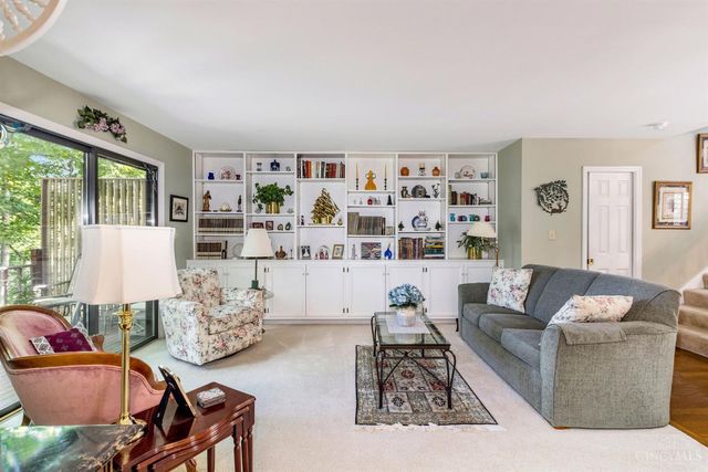 245 Miami Lakes Drive, Milford, OH 45150