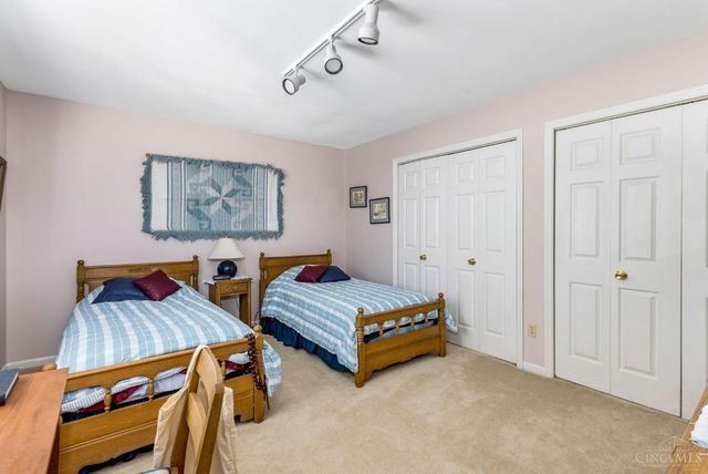 245 Miami Lakes Drive, Milford, OH 45150