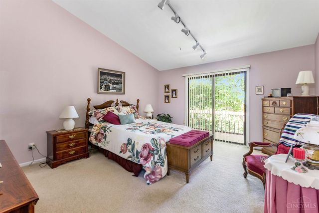 245 Miami Lakes Drive, Milford, OH 45150