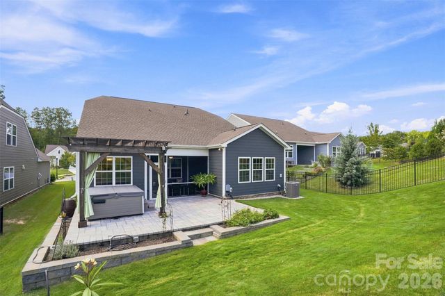 3065 Rosseau Lane, Mount Holly, NC 28120