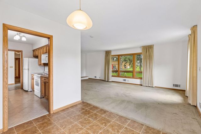 116 Victory Place, South Saint Paul, MN 55075