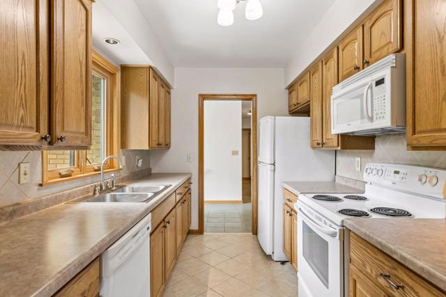 116 Victory Place, South Saint Paul, MN 55075