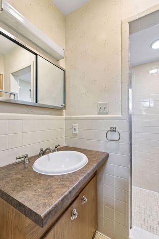 116 Victory Place, South Saint Paul, MN 55075