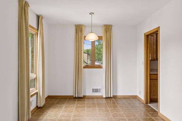 116 Victory Place, South Saint Paul, MN 55075