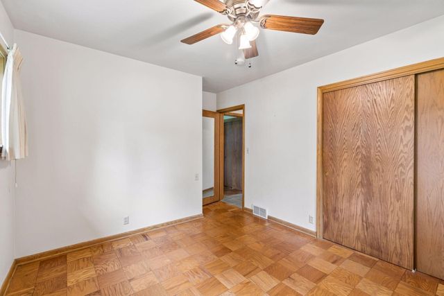 116 Victory Place, South Saint Paul, MN 55075