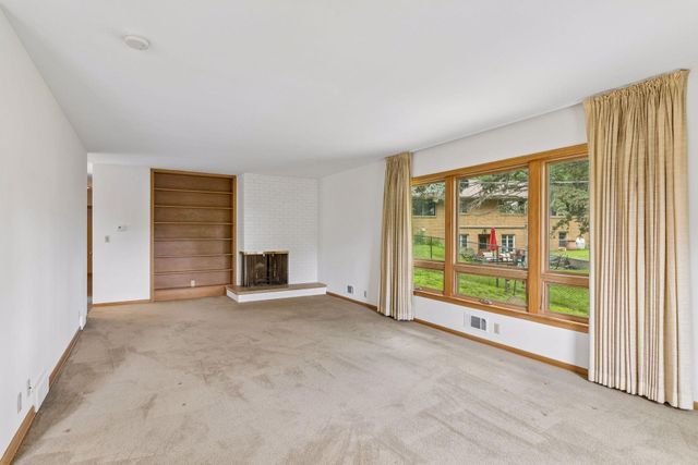 116 Victory Place, South Saint Paul, MN 55075