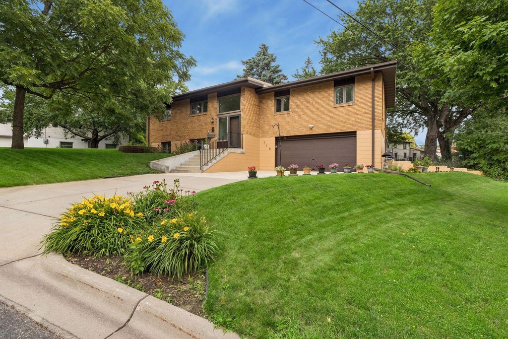 116 Victory Place, South Saint Paul, MN 55075 — photo 2