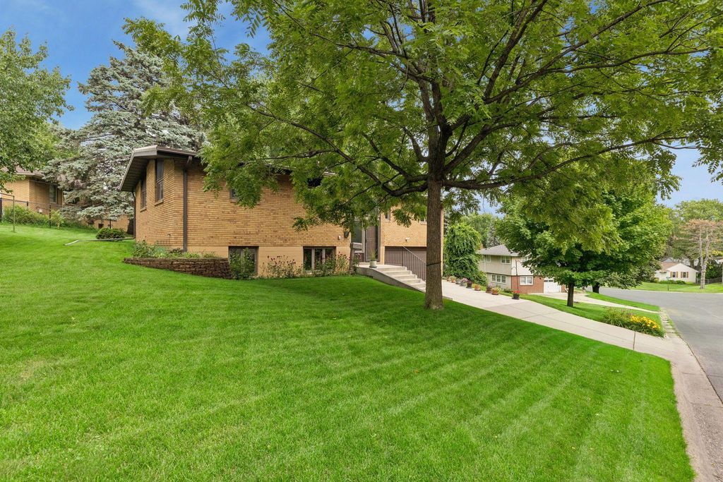 116 Victory Place, South Saint Paul, MN 55075 — photo 3