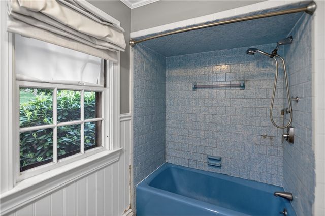 64 White Birch Road, Cranston, RI 02920