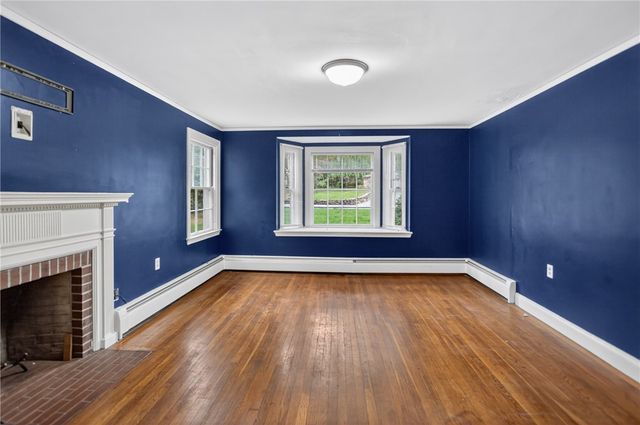 64 White Birch Road, Cranston, RI 02920