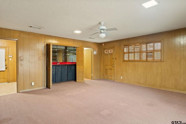 130 Surrey Trail, Tyler, TX 75705