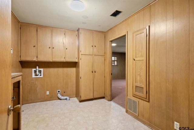 130 Surrey Trail, Tyler, TX 75705