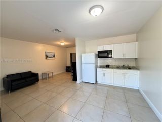 808 NW 19th St D, Fort Lauderdale, FL 33311