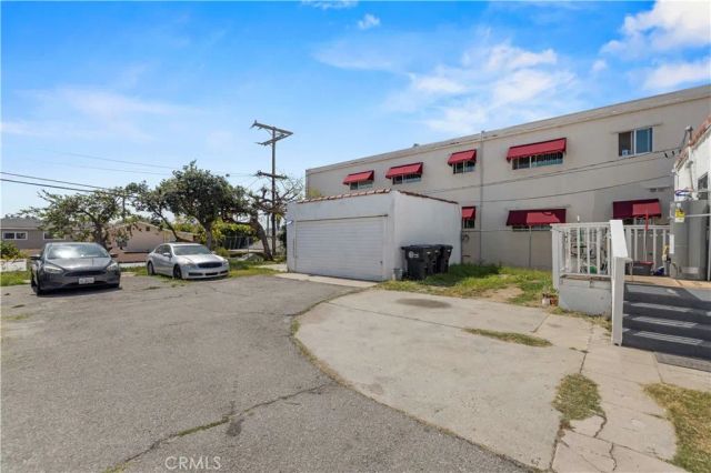 1534 E Broadway, Glendale, CA 91205