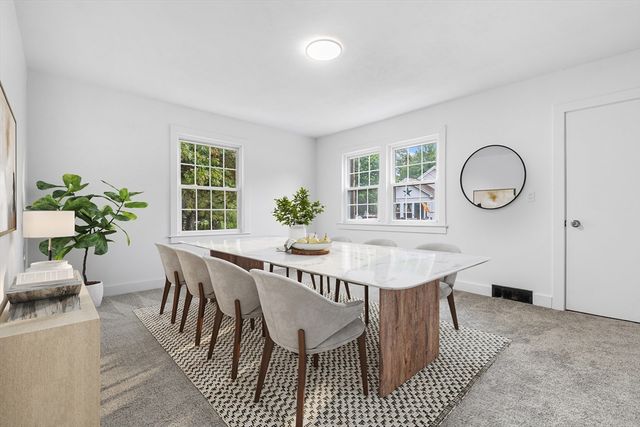 15 S Breault St, Westport, MA 02790