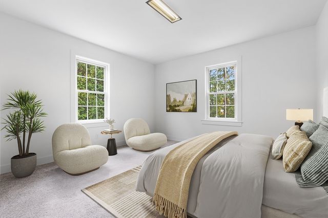 15 S Breault St, Westport, MA 02790