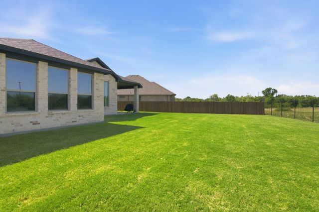 605 Eagle Bend Lane, Burleson, TX 76028