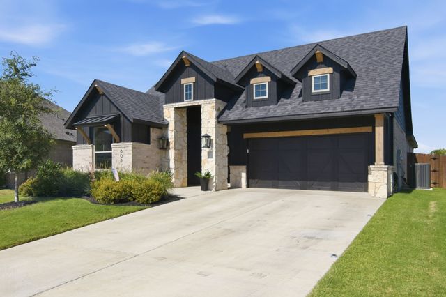 605 Eagle Bend Lane, Burleson, TX 76028