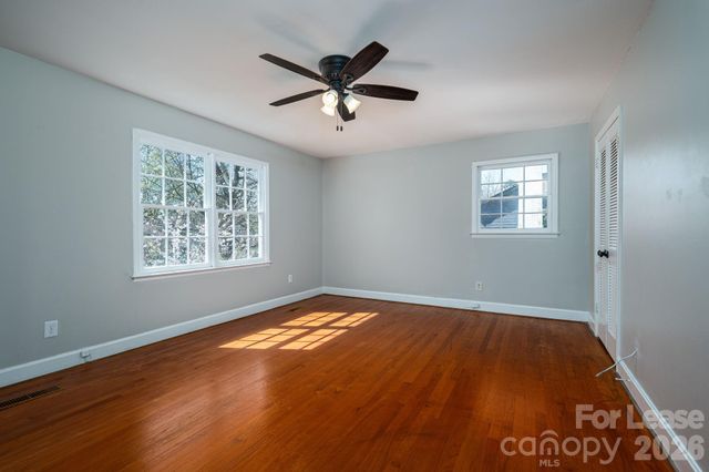 7028 Mapleridge Drive, Charlotte, NC 28210