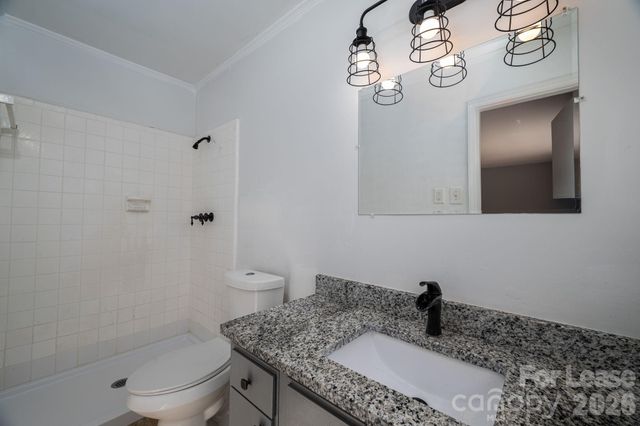 7028 Mapleridge Drive, Charlotte, NC 28210