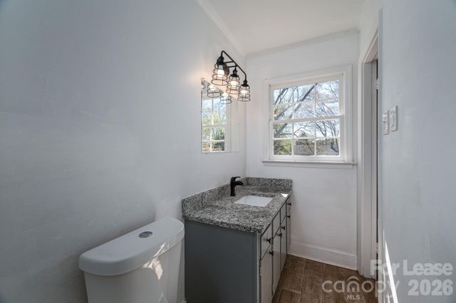 7028 Mapleridge Drive, Charlotte, NC 28210