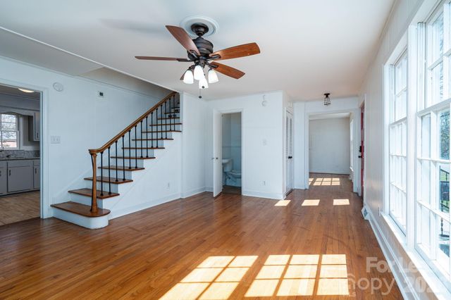 7028 Mapleridge Drive, Charlotte, NC 28210