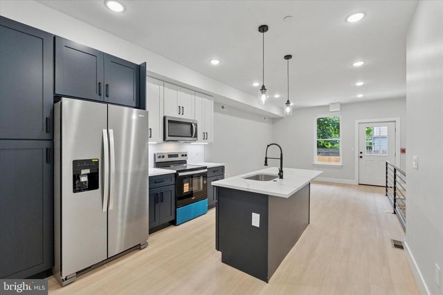 518 W SUSQUEHANNA AVE, Philadelphia, PA 19122