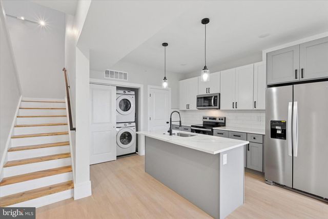 518 W SUSQUEHANNA AVE, Philadelphia, PA 19122